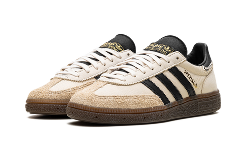 Adidas Handball Spezial WMNS in Wonder White Black, classic white and black sneaker, available at ASEY SHOP Morocco.
