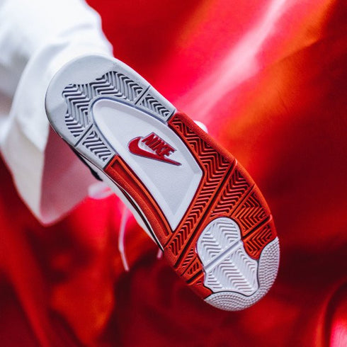 Air Jordan 4 Retro Fire Red (2020)