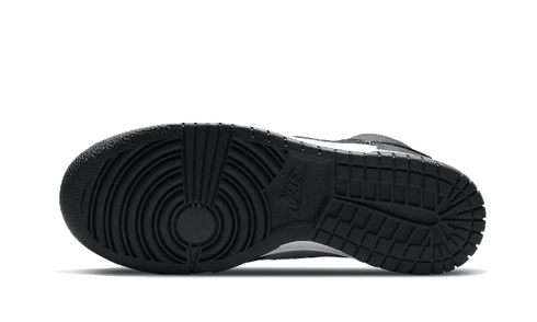 Nike Dunk High Panda (2021)