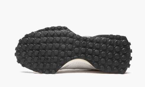 New Balance 327 Casablanca Black Logo