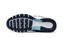 Charger l&#39;image dans la galerie, Nike P-6000 Armory Navy and Flat Silver sneaker with mesh and leather layers, available at ASEY SHOP Morocco.
