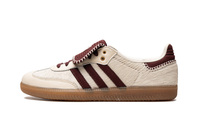 Adidas Handball Spezial WMNS in Off White Collegiate Burgundy with gum sole, available at ASEY SHOP Morocco.