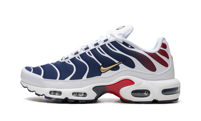Nike Air Max Plus PSG edition sneaker in navy, red, and white, available at ASEY SHOP Morocco.

