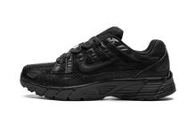 Charger l&#39;image dans la galerie, Nike P-6000 Premium Triple Black
