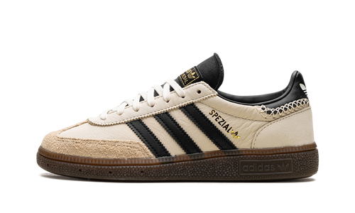 Adidas Handball Spezial WMNS in Wonder White Black, classic white and black sneaker, available at ASEY SHOP Morocco.